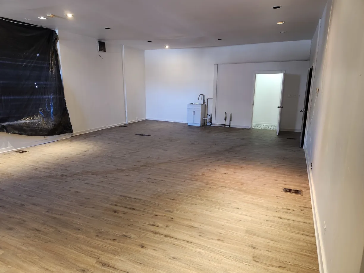 Chicago Real Estate | View 901 W Irving Park Road, STOREFRONT | Listing