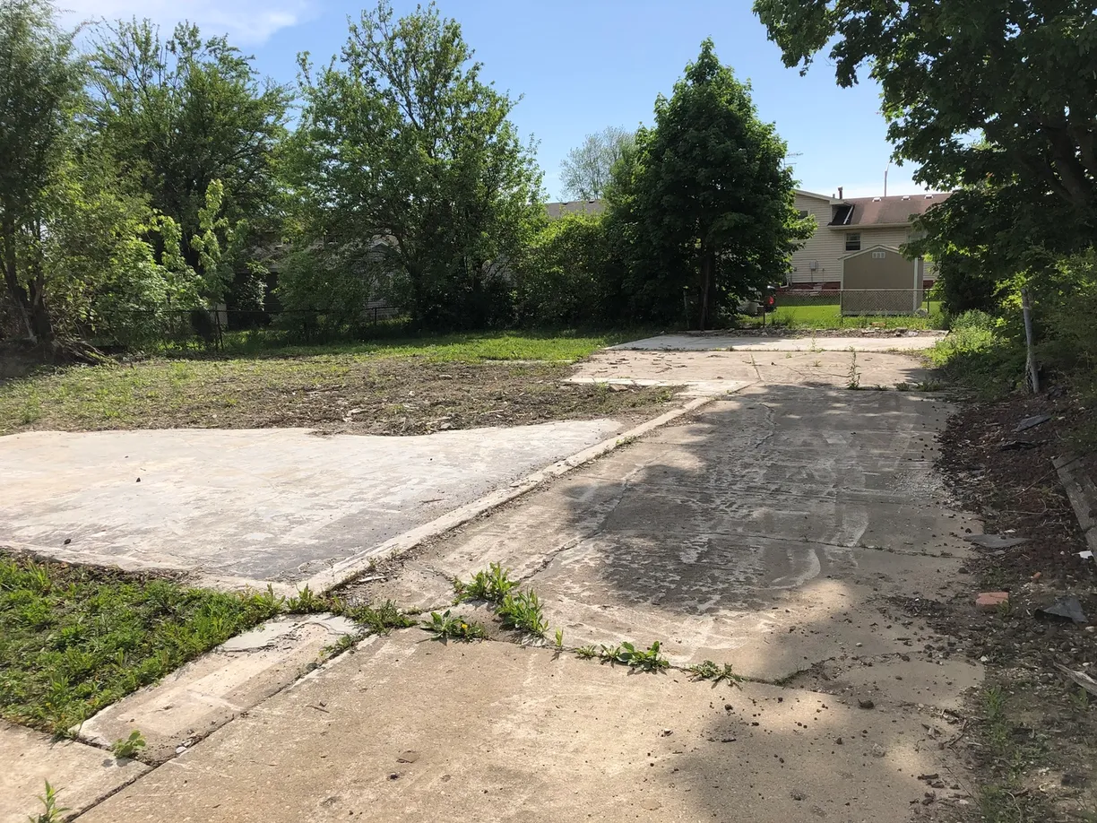 Chicago Real Estate | View 20042 Lakewood Avenue | Listing