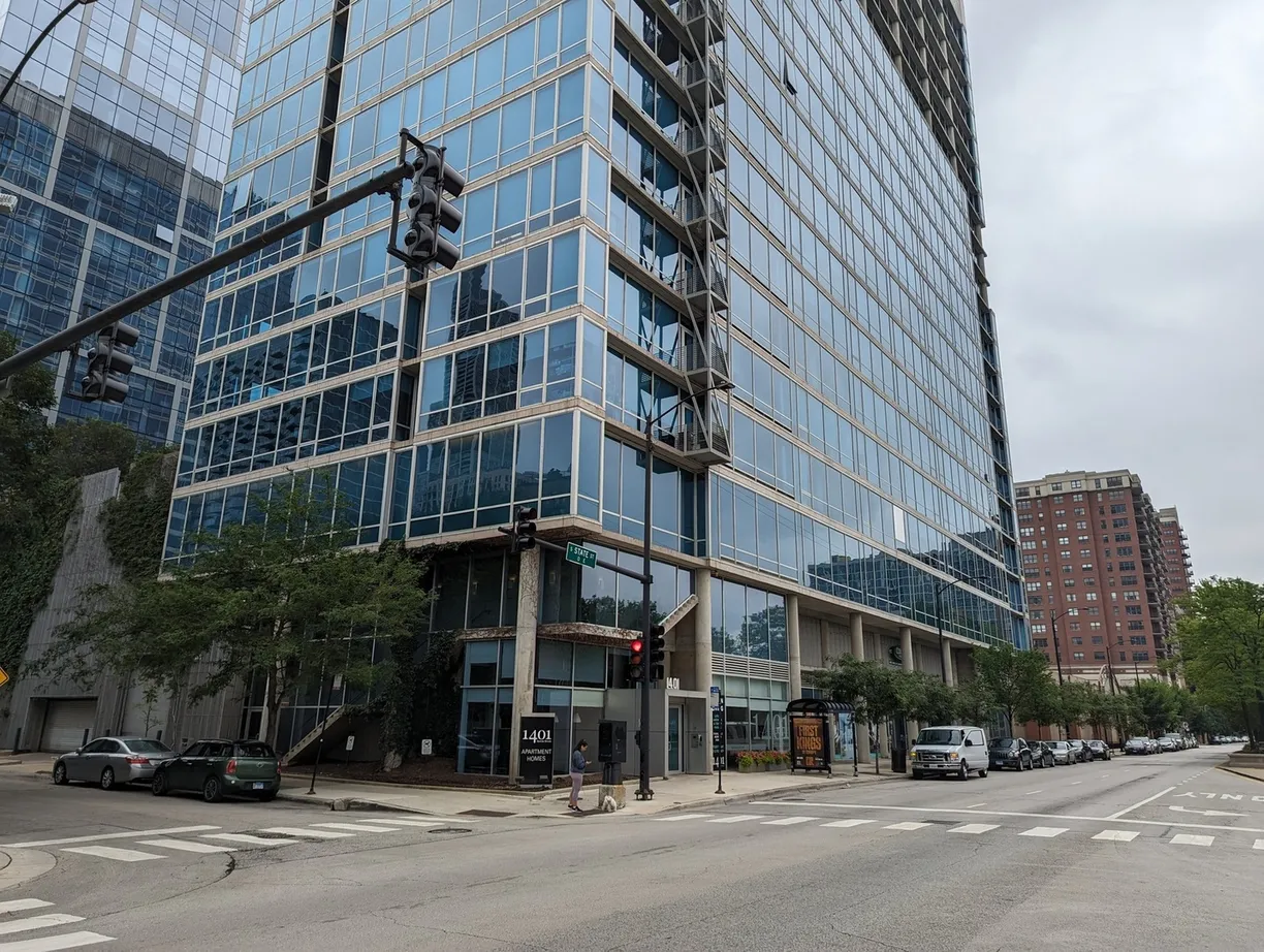 Chicago Real Estate | View 1401 S State Street