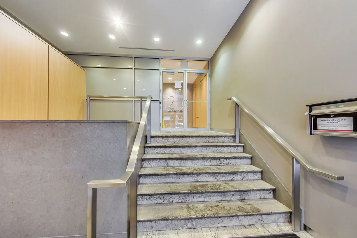 Chicago Real Estate | View 212 E Ohio Street | Listing