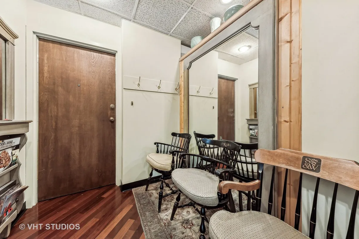 Chicago Real Estate | View 111 N Wabash Avenue, 1220 | Listing