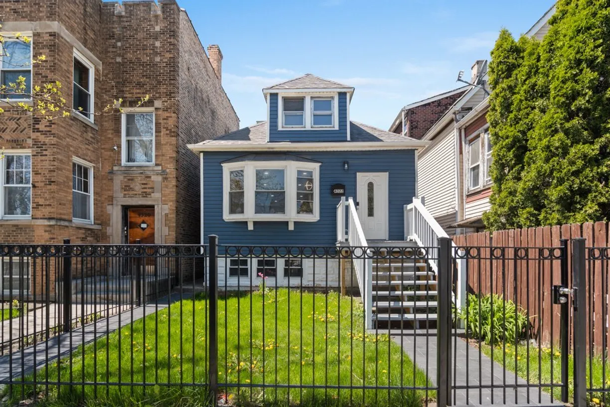Chicago Real Estate | View 4322 N KIMBALL Avenue | 5 Beds, 3 Baths