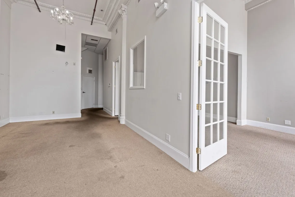 Chicago Real Estate | View 1404 W Fulton Street | Listing