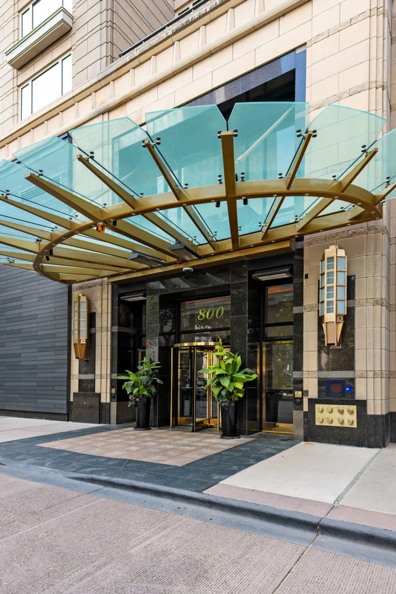 Chicago Real Estate | View 800 N Michigan Avenue, PH64 | 5 Beds, 5 Baths