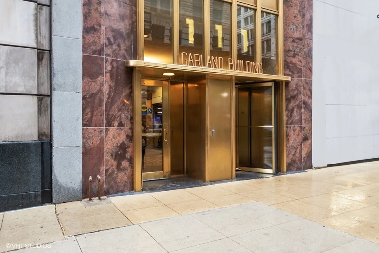 Chicago Real Estate | View 111 N Wabash Avenue, 1902 | Listing