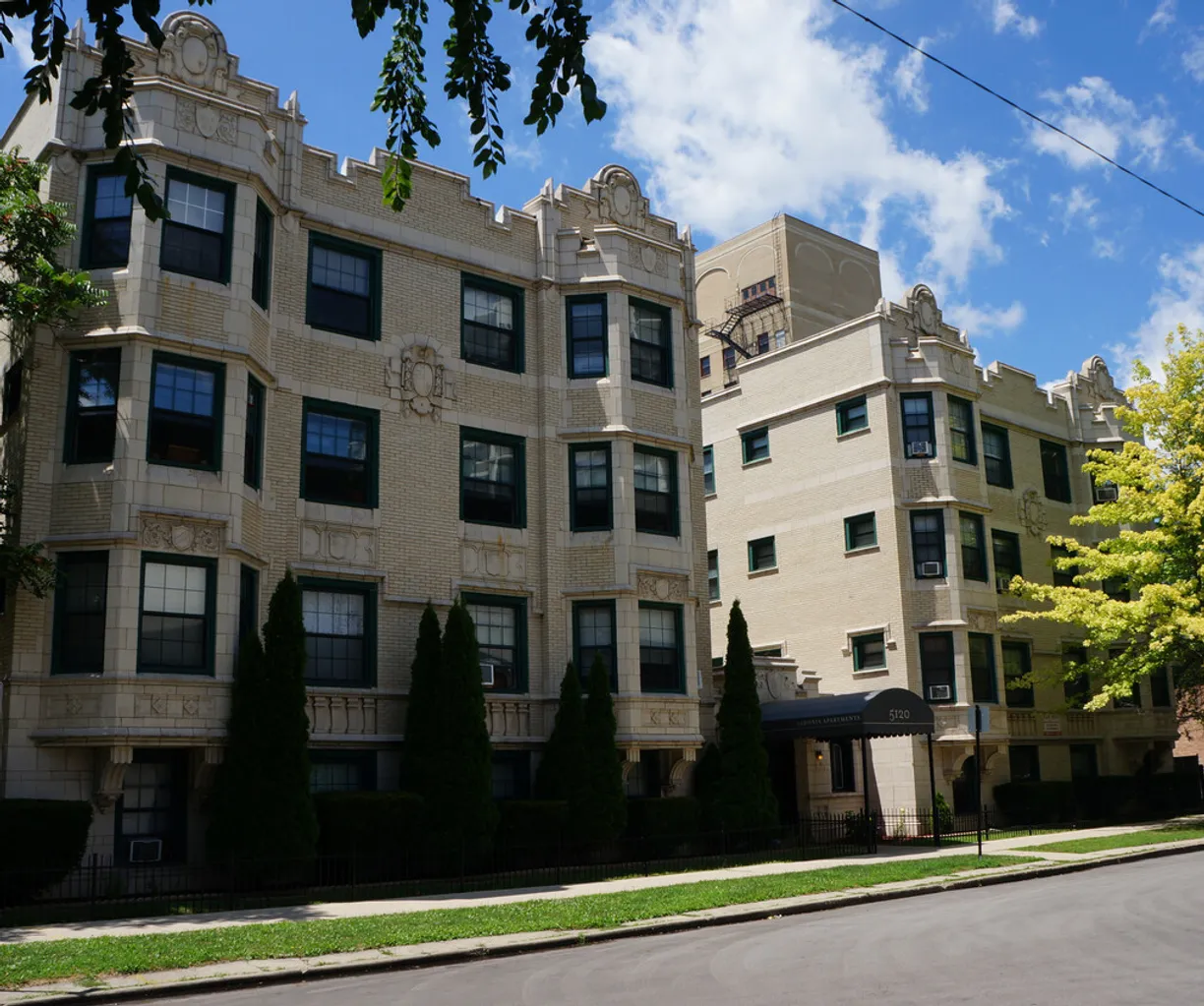 Chicago Real Estate | View 5120 S Harper, C1 | 1 Bed, 1 Bath
