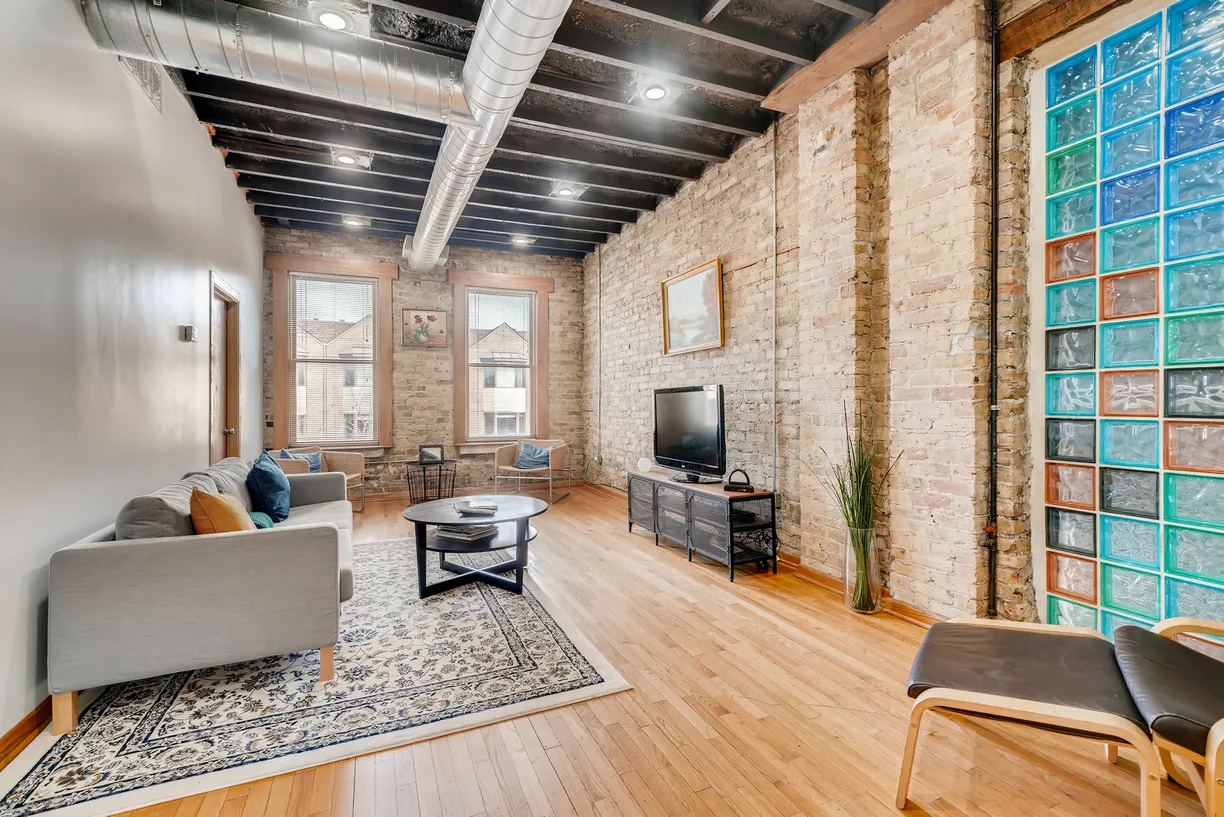 Chicago Real Estate | View 2014 N Halsted Street | Listing