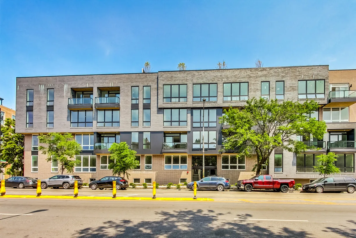 Chicago Real Estate | View 3449 N Ashland, 209 | 3 Beds, 3 Baths