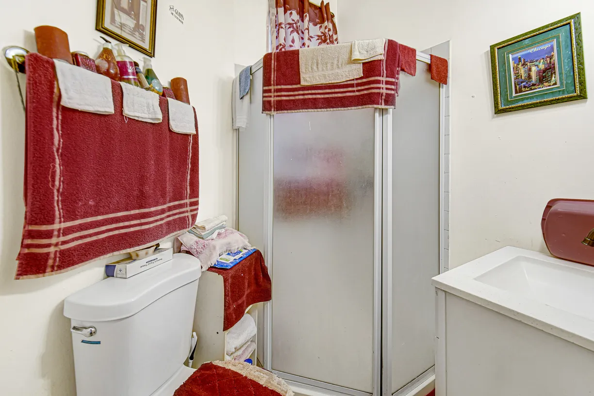 Chicago Real Estate | View 2909 W Wilcox Street | Listing