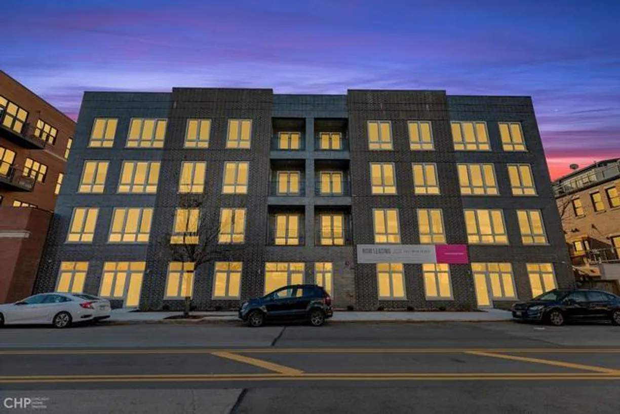 Chicago Real Estate | View 2217 W Madison, 311 | 1 Bed, 1 Bath