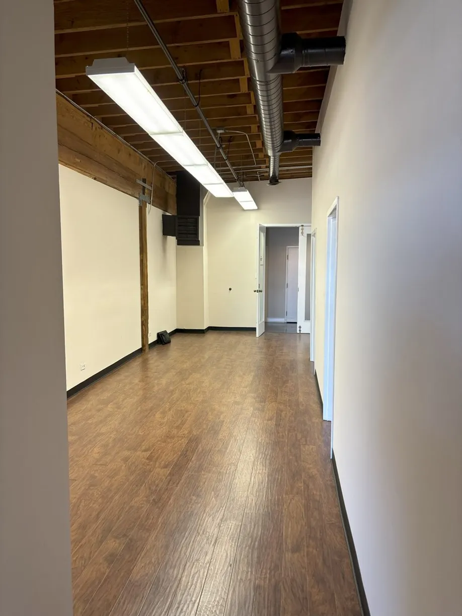 Chicago Real Estate | View 1229 N North Branch Street, 307 | Listing