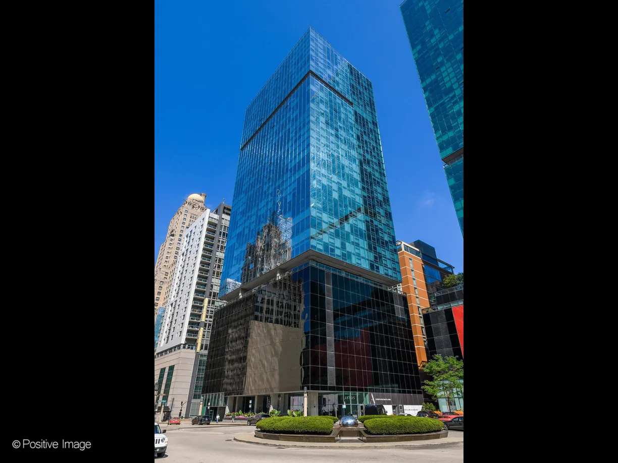 Chicago Real Estate | View 200 E Illinois Street, PH-4007 | 3 Beds, 3 Baths