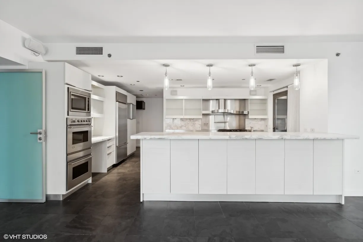 Chicago Real Estate | View 130 N Garland Court, 1001-03 | Listing