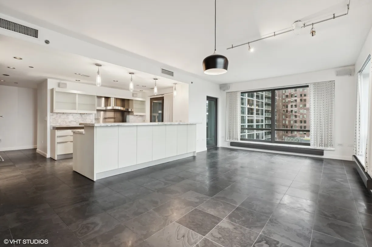 Chicago Real Estate | View 130 N Garland Court, 1001-03 | Listing