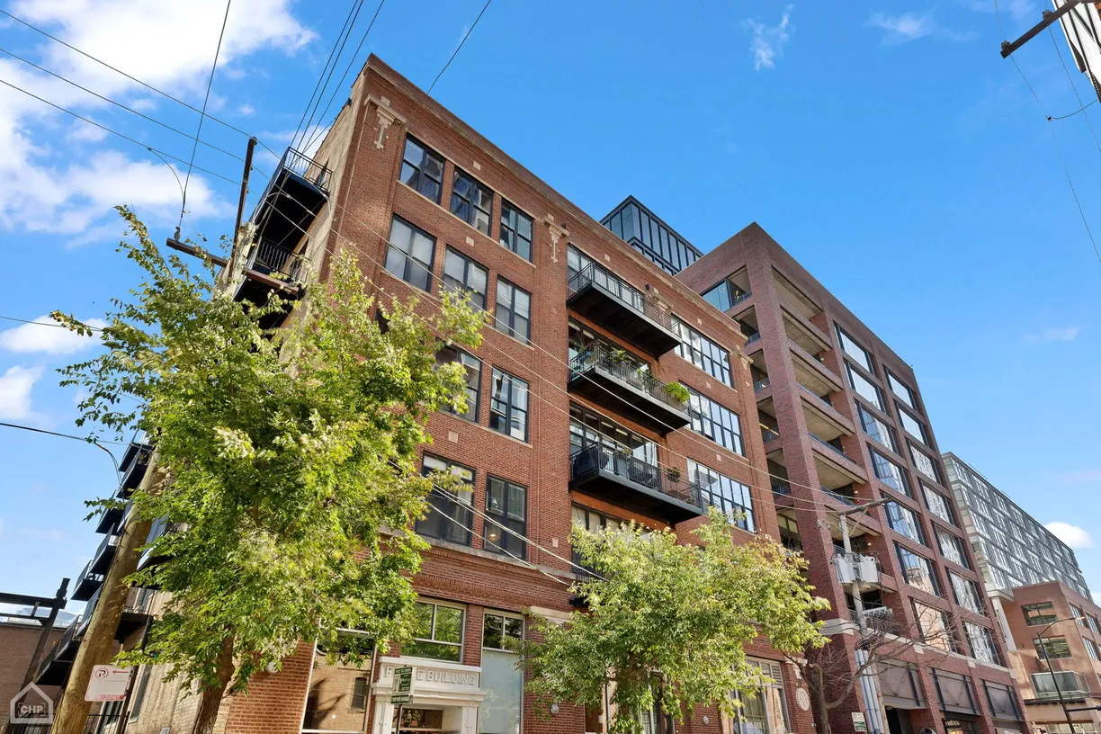 Chicago Real Estate | View 215 N Aberdeen Street, 304B | 2 Beds, 2 Baths