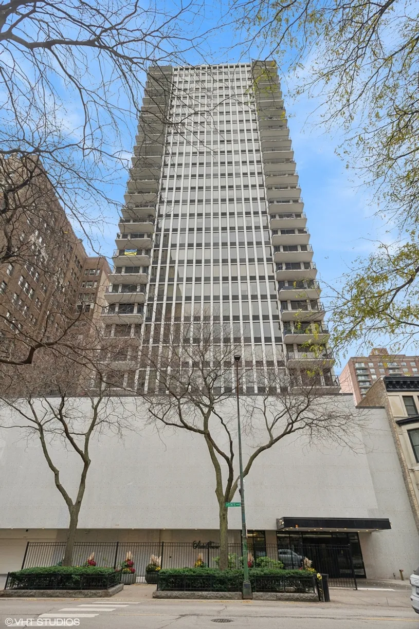 Chicago Real Estate | View 1230 N State Parkway, 10C | 2 Beds, 2 Baths