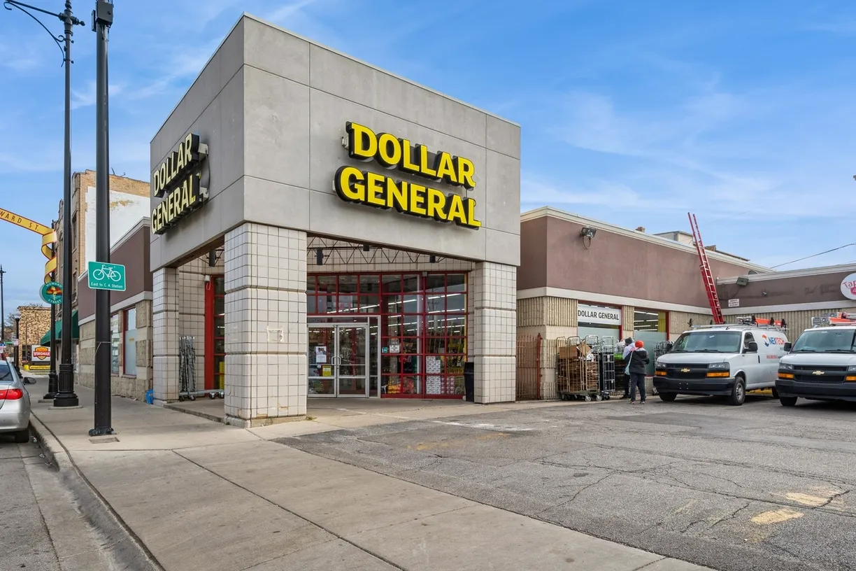 Chicago Real Estate | View 2341 W HOWARD Avenue