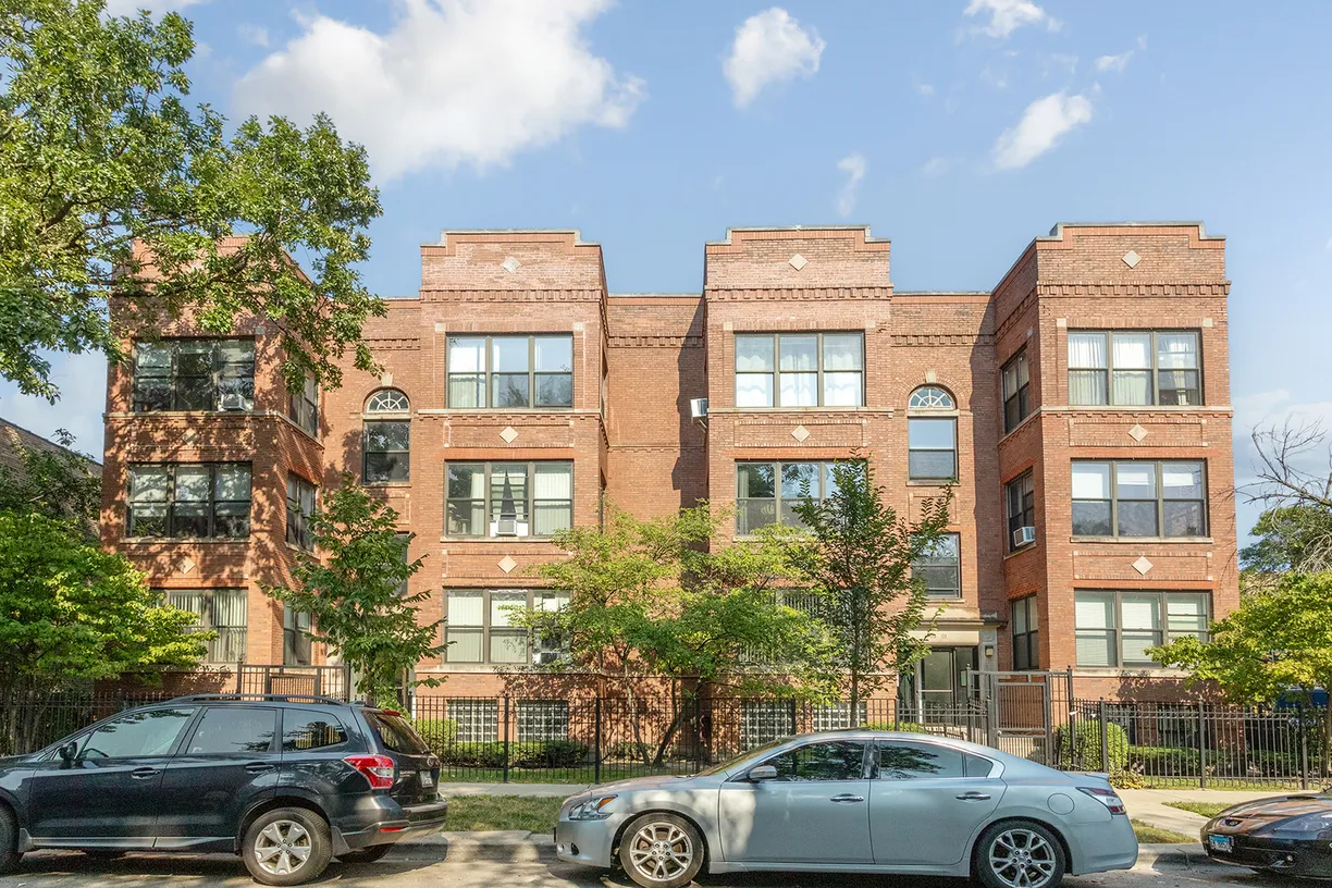 Chicago Real Estate | View 4701 N Albany Avenue, G | 3 Beds, 1 Bath