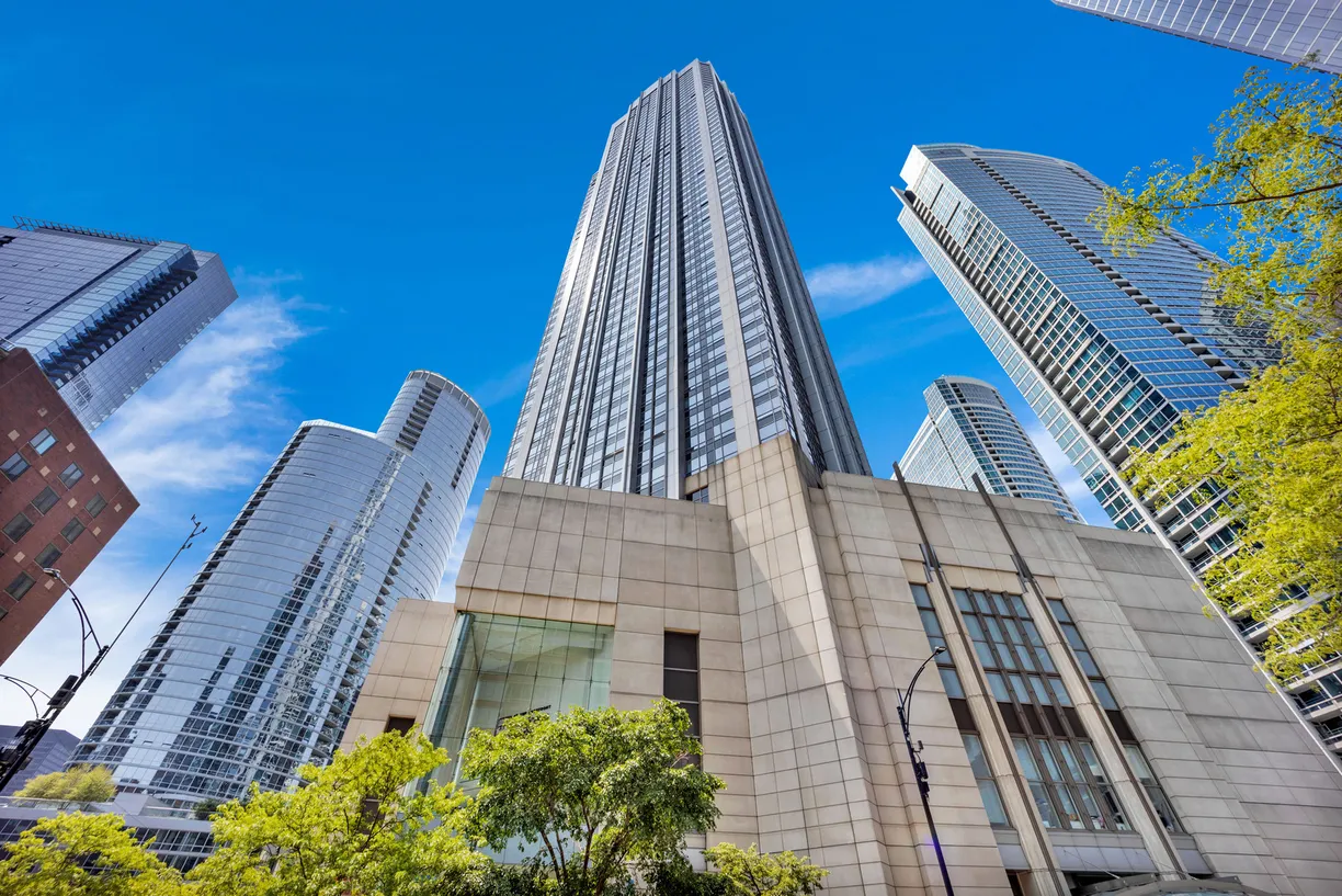 Chicago Real Estate | View 512 N Mcclurg Court, 1601 | 2 Beds, 2 Baths