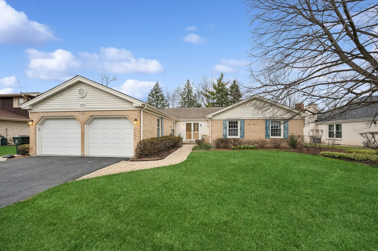 Chicago Real Estate | View 3844 Grace Lane | 4 Beds, 2 Baths