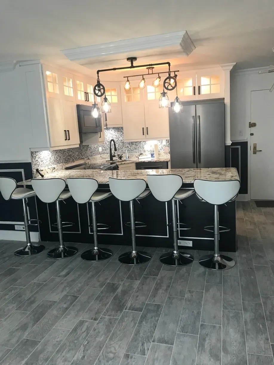 Chicago Real Estate | View 777 N Michigan Avenue, 1009 | Listing