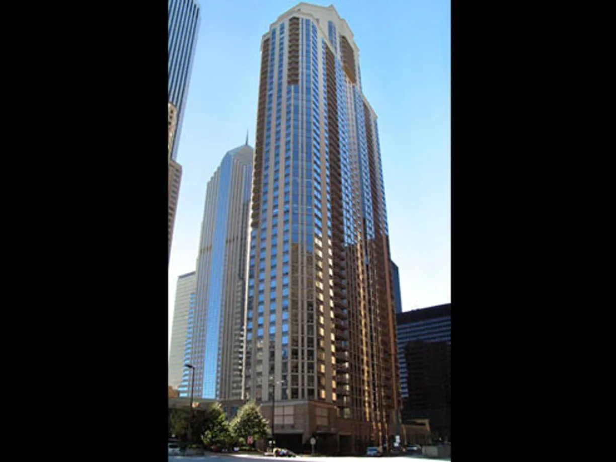 Chicago Real Estate | View 222 N Columbus Drive, 4509 | 2 Beds, 2 Baths