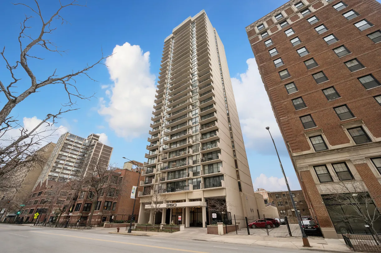 Chicago Real Estate | View 3150 N Sheridan Road, 20C | 2 Beds, 2 Baths