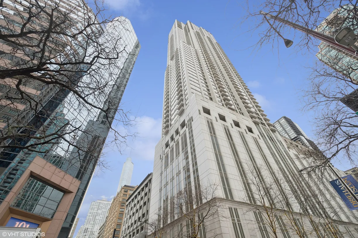 Chicago Real Estate | View 55 E Erie Street, 2103 | 3 Beds, 2 Baths