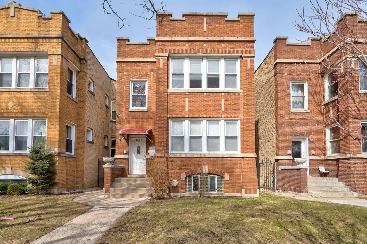 Chicago Real Estate | View 4820 W George Street | 6 Beds, 4 Baths