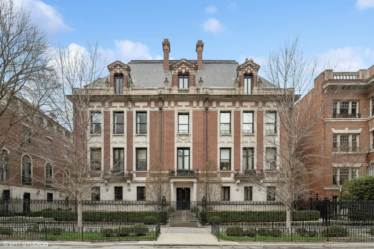 Chicago Real Estate | View 1340 N State Parkway, 4N | 3 Beds, 3 Baths