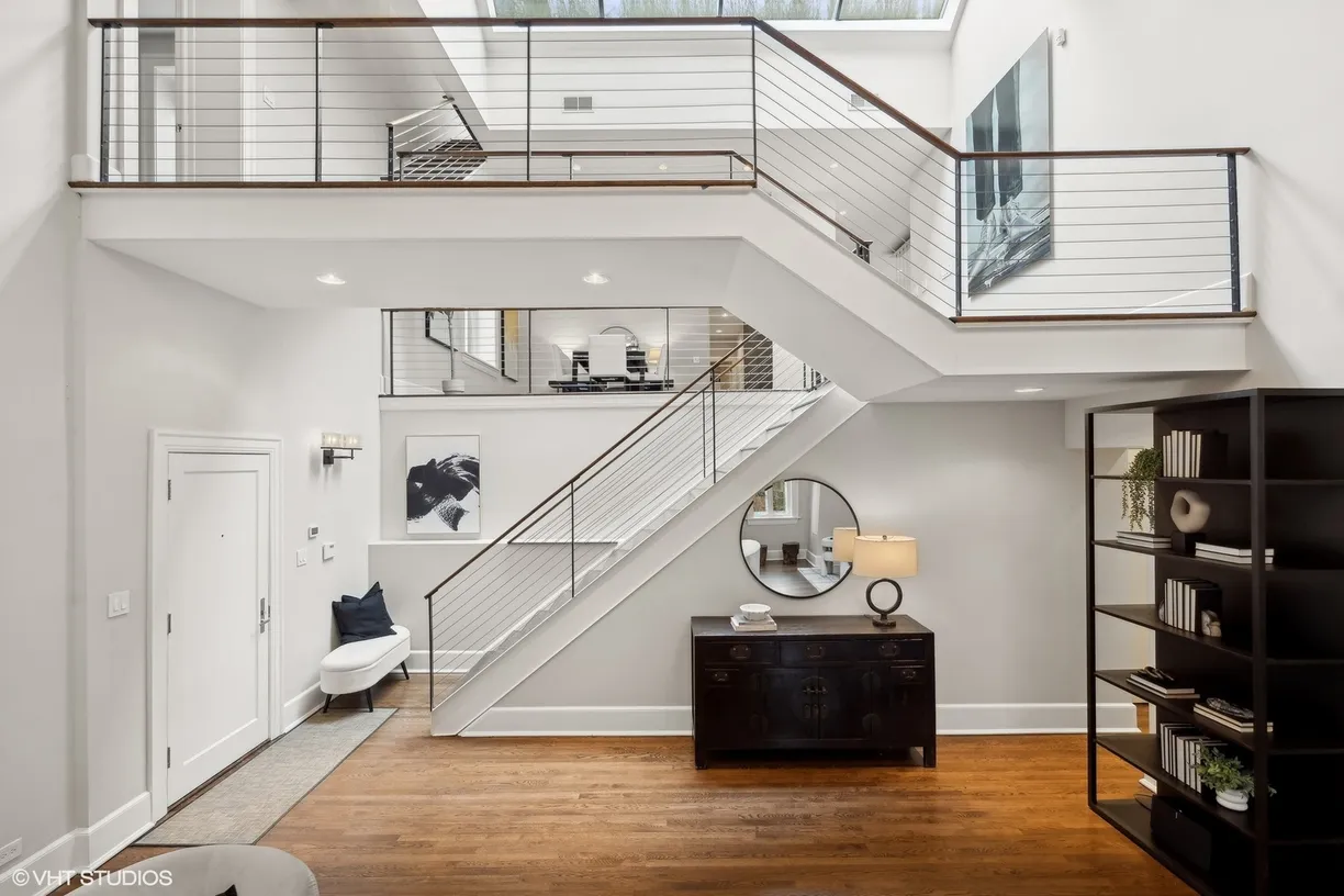 Chicago Real Estate | View 1340 N State Parkway, 4N | Listing