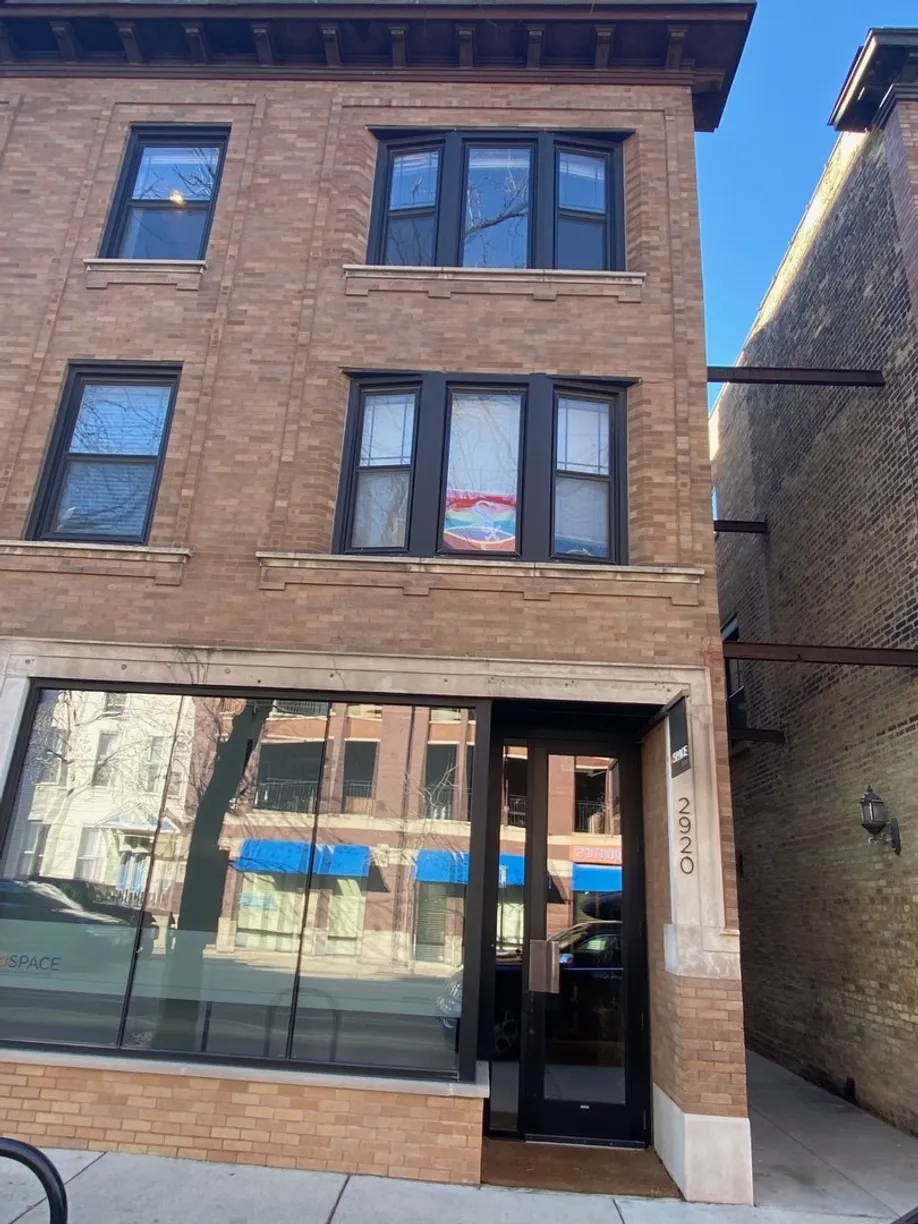Chicago Real Estate | View 2920 N LINCOLN Avenue, 3F | 2 Beds, 1 Bath