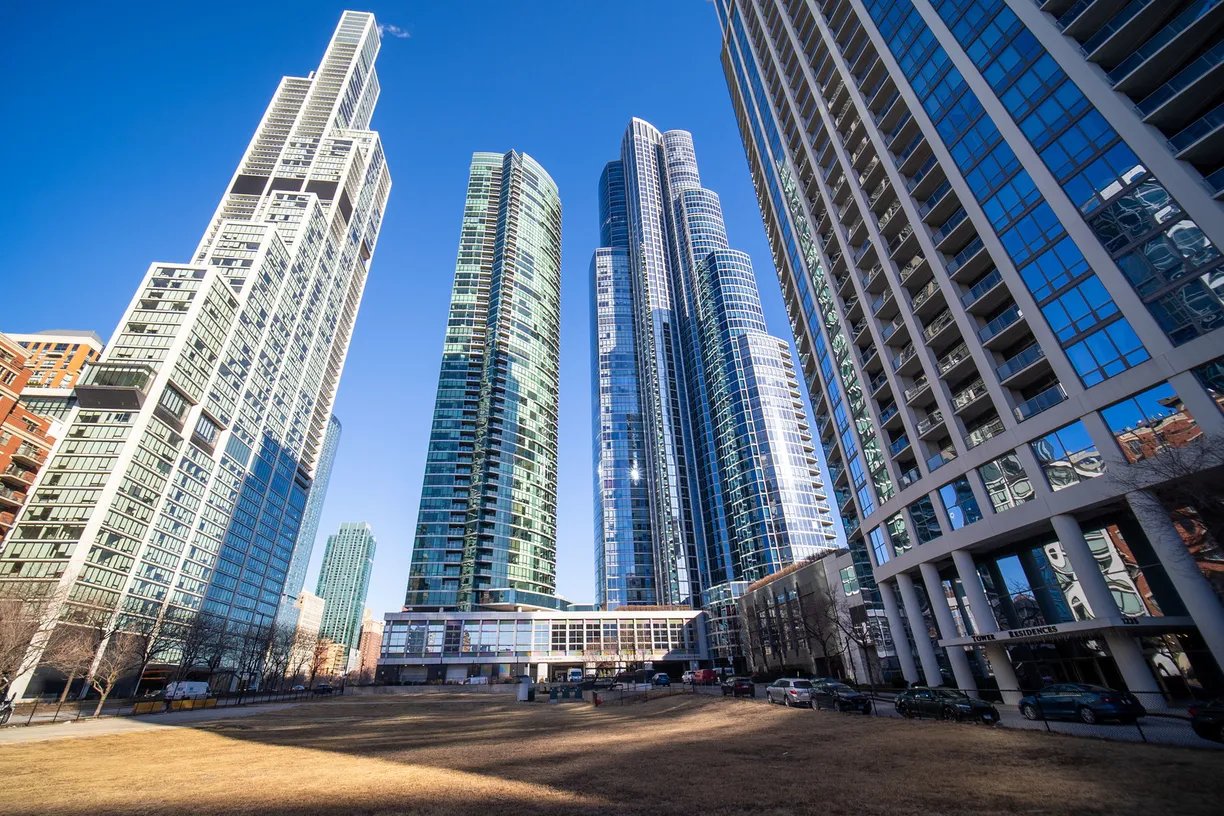 Chicago Real Estate | View 1211 S Prairie Avenue, 3303 | 1 Bed, 1 Bath