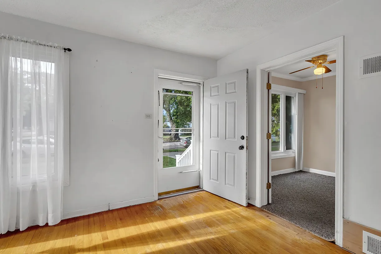 Chicago Real Estate | View 3723 W 104th Street | Listing