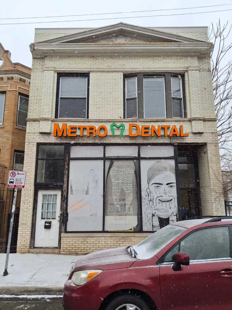 Chicago Real Estate | View 2746 W Fullerton Avenue