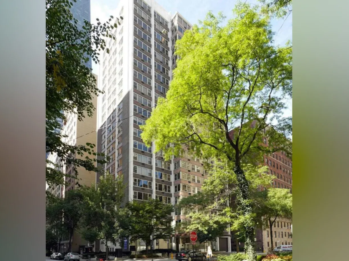 Chicago Real Estate | View 860 N Dewitt Place, 203 | 1 Bath