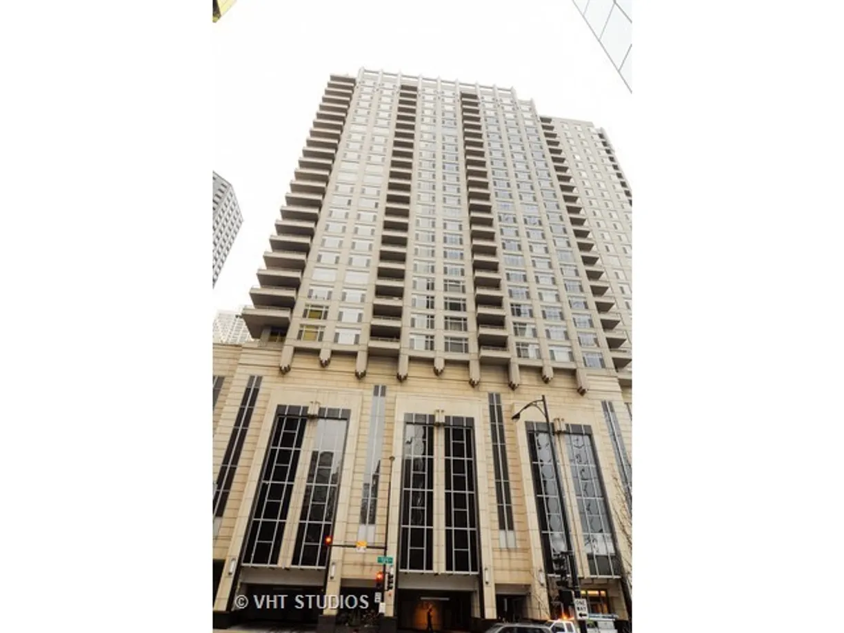 Chicago Real Estate | View 530 N Lake Shore Drive, 1602 | 1 Bed, 1 Bath