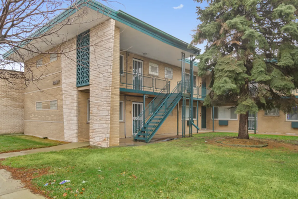 Chicago Real Estate | View 3007 W 87th Street, 9 | 1 Bed, 1 Bath