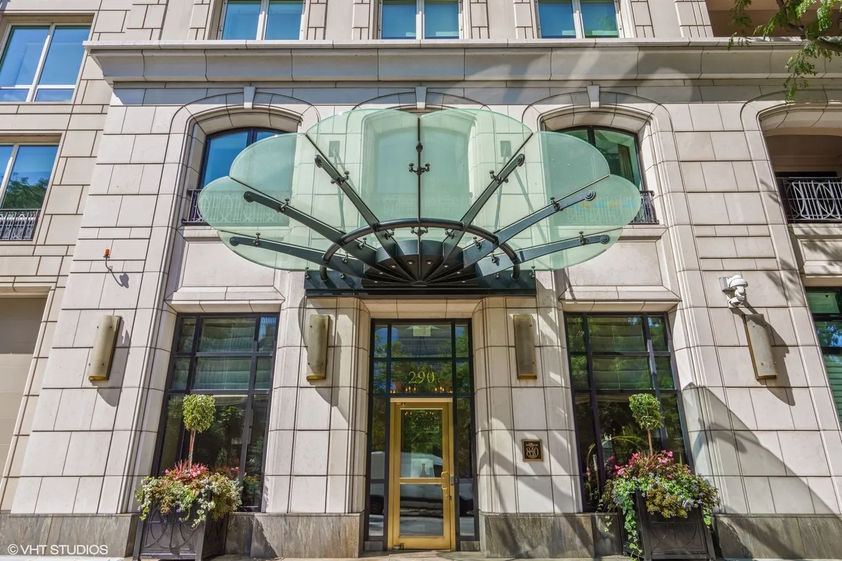 Chicago Real Estate | View 840 N Lake Shore Drive, 1002 | Listing