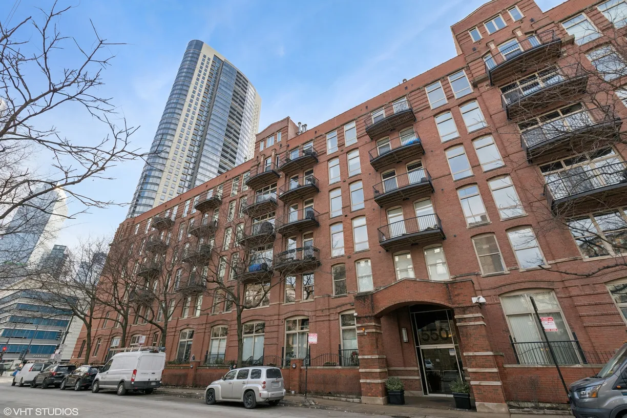 Chicago Real Estate | View 550 N Kingsbury Street, 605 | 2 Beds, 2 Baths