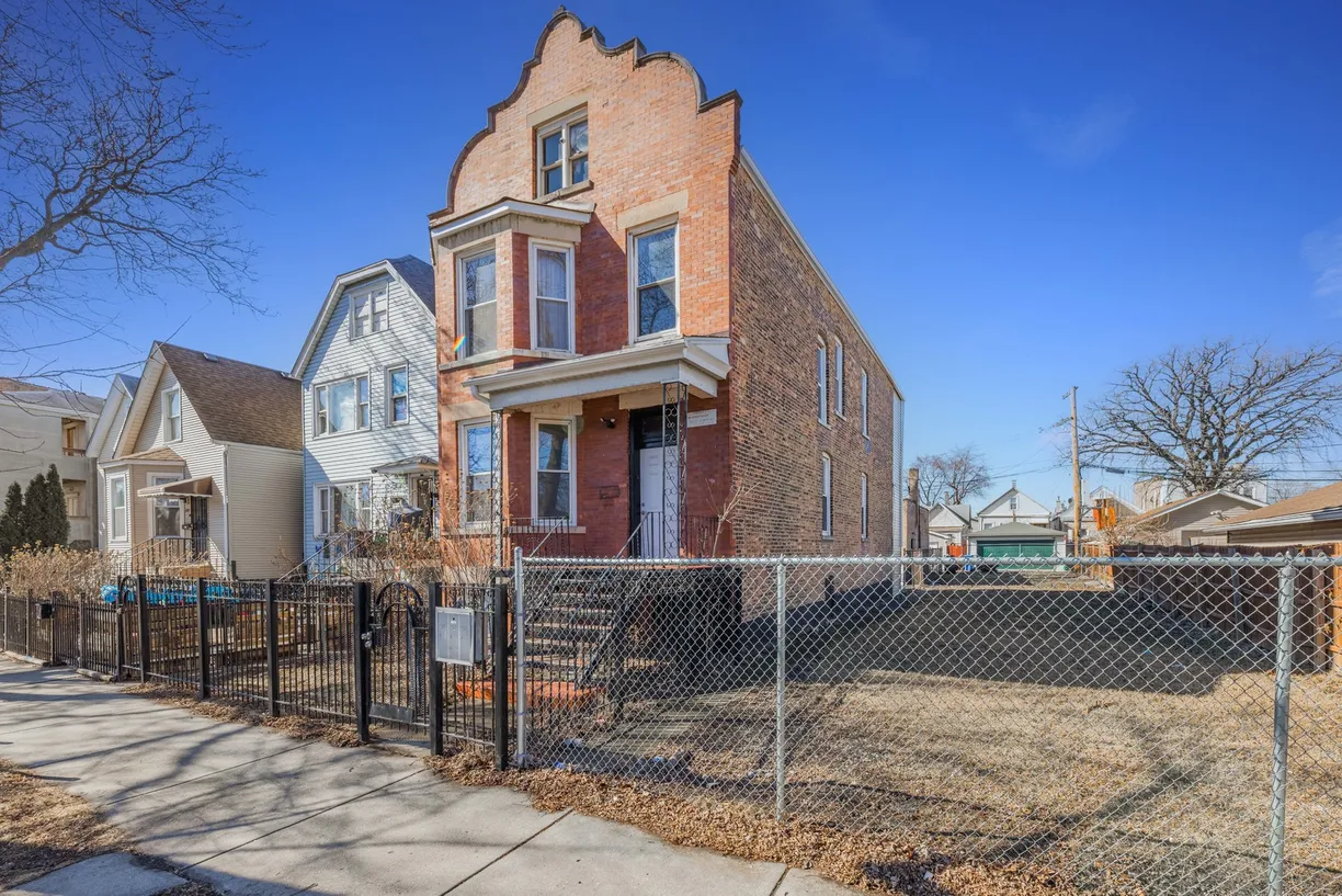 Chicago Real Estate | View 2622 S Karlov Avenue | 6 Beds, 2 Baths