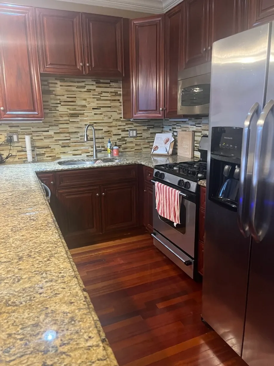 Chicago Real Estate | View 27 N Morgan Street, 3 | 3 Beds, 2 Baths