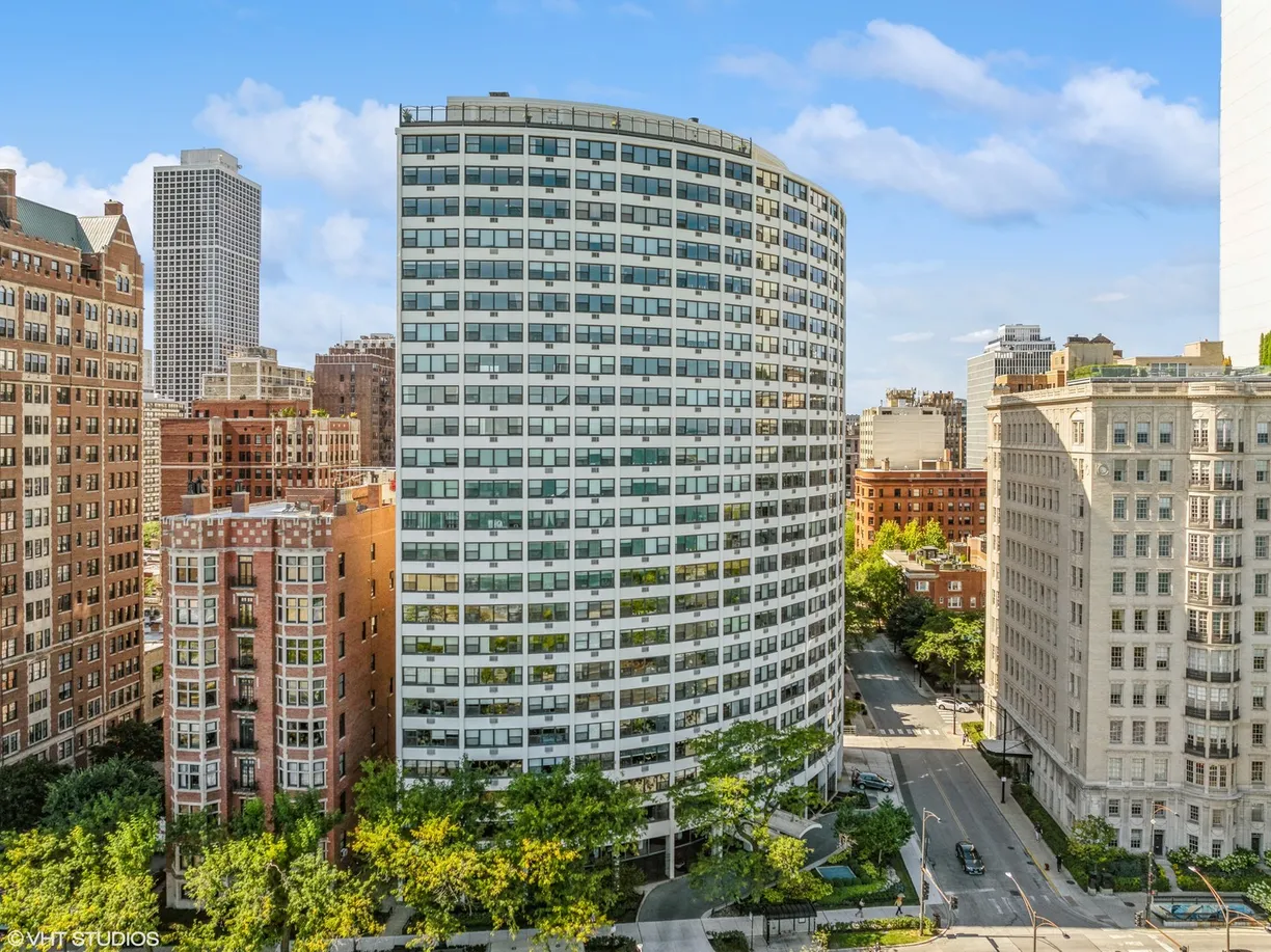 Chicago Real Estate | View 1150 N Lake Shore Drive, 16K | 1 Bed, 1 Bath
