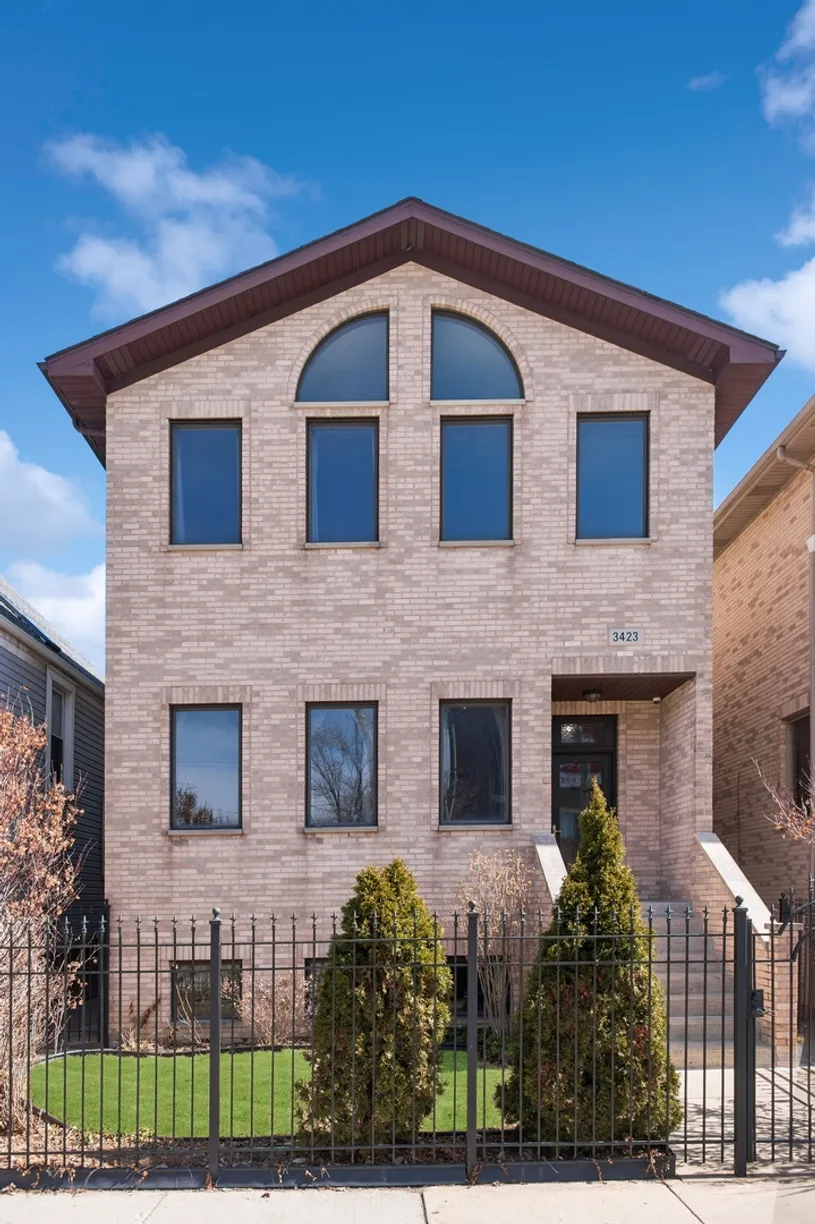 Chicago Real Estate | View 3423 N Kedzie Avenue | 6 Beds, 3 Baths