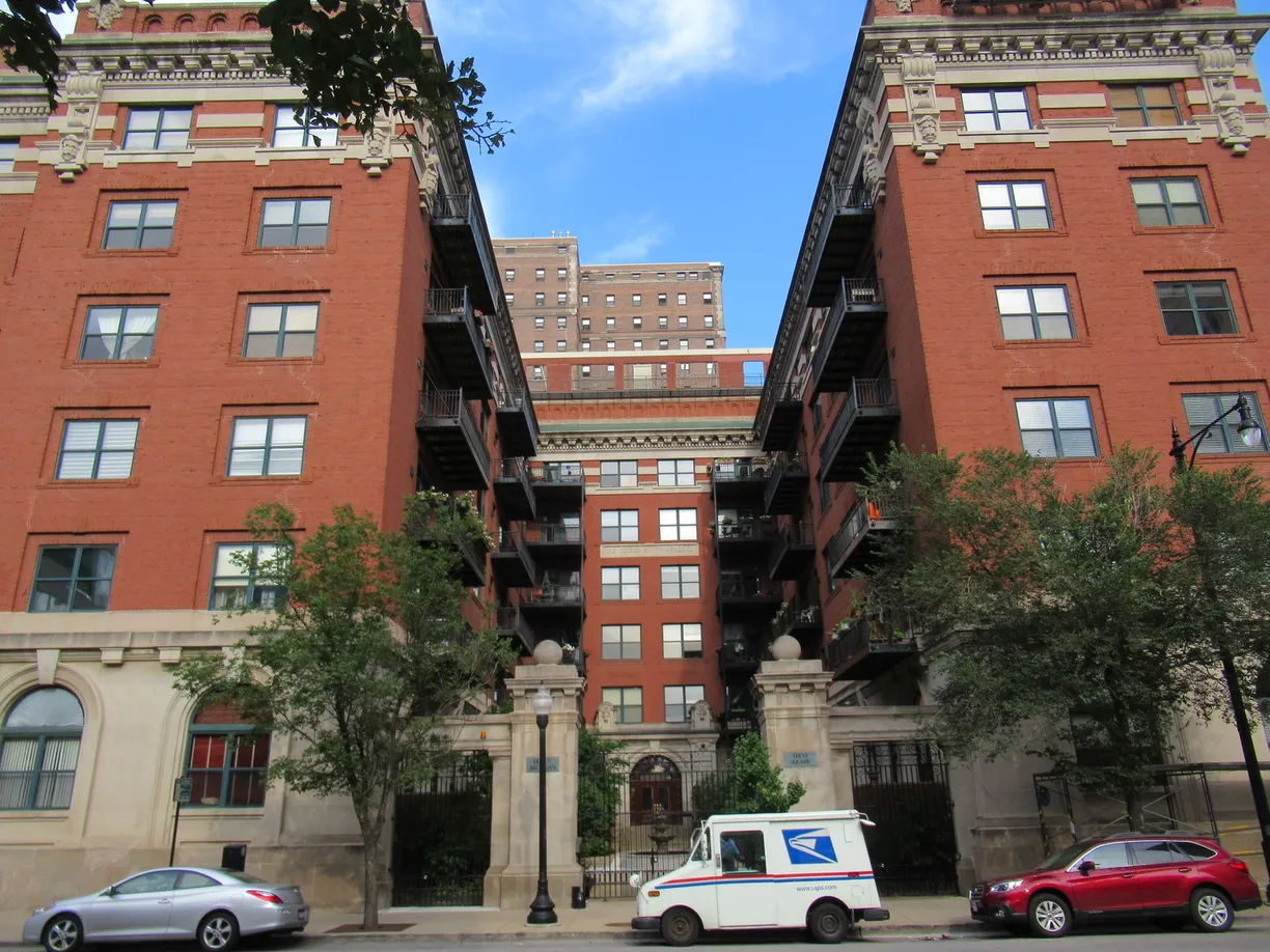Chicago Real Estate | View 1439 S Michigan Avenue, 501 | 1 Bed, 1 Bath