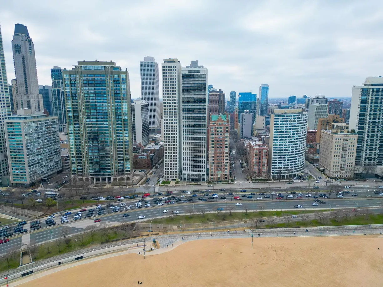 Chicago Real Estate | View 1110 N Lake Shore Drive, 21N | 3 Beds, 2 Baths