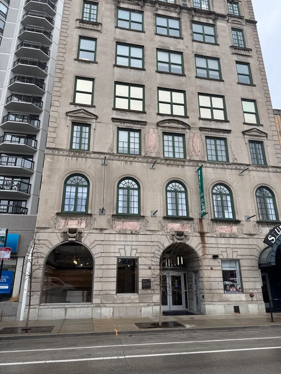 Chicago Real Estate | View 2551 N Clark Street | Listing