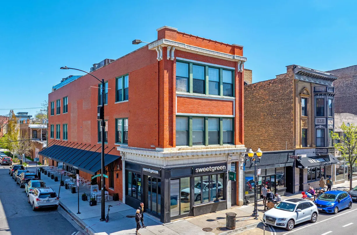Chicago Real Estate | View 1471 N Milwaukee Avenue, 3R | 3 Beds, 2 Baths