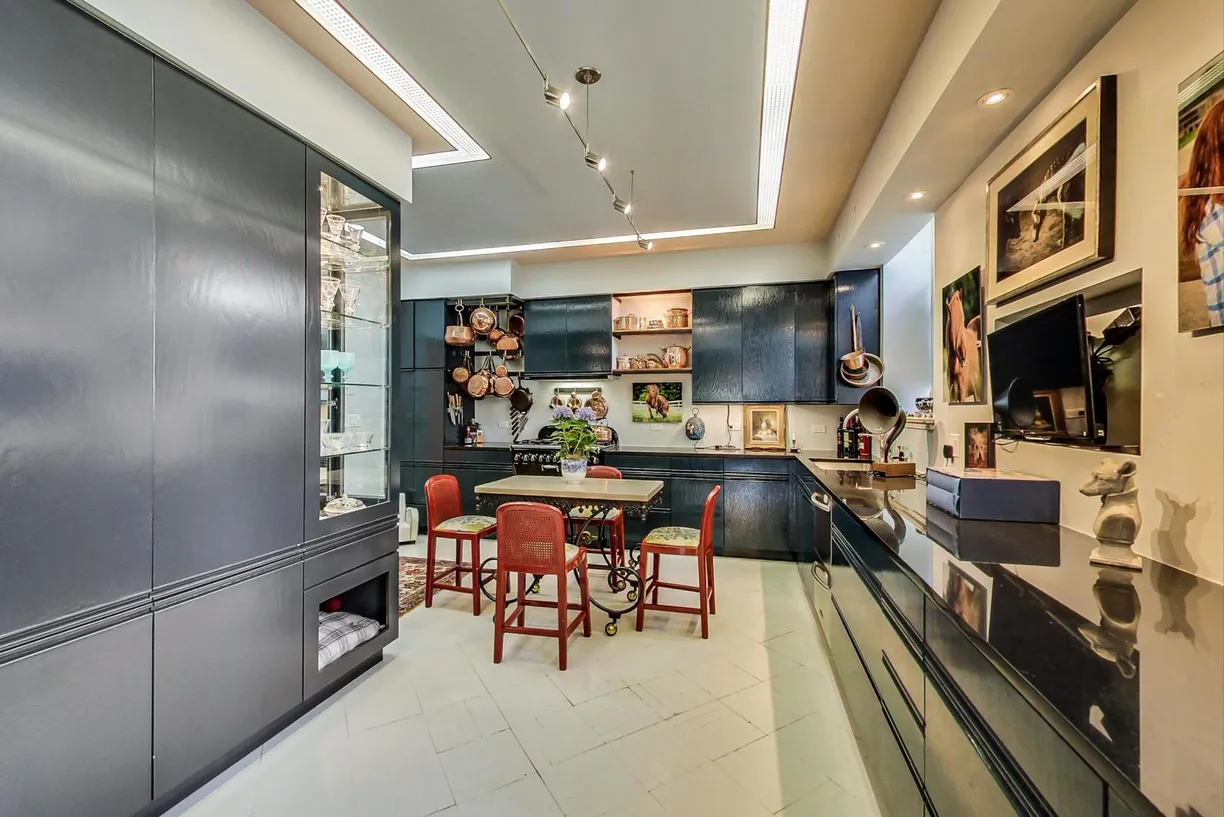 Chicago Real Estate | View 1301 N Astor Street, 5 | Listing