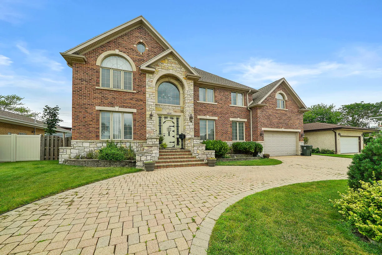Chicago Real Estate | View 8110 W Balmoral Avenue | 4 Beds, 3 Baths